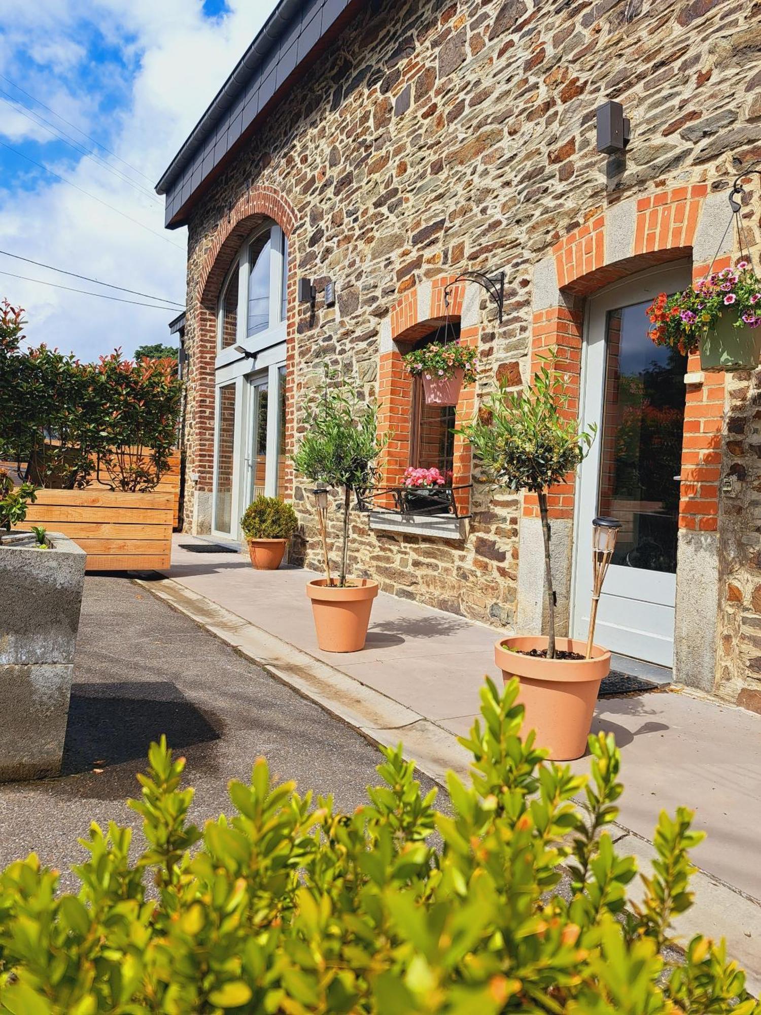 Sous La Charpente Hotel La Roche-en-Ardenne Exterior photo